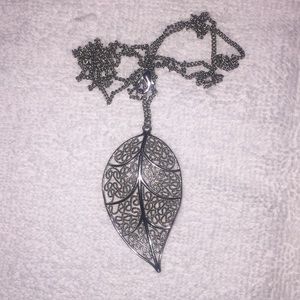 Leaf necklace!!